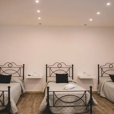 Panoramic Valguarnera Caropepe